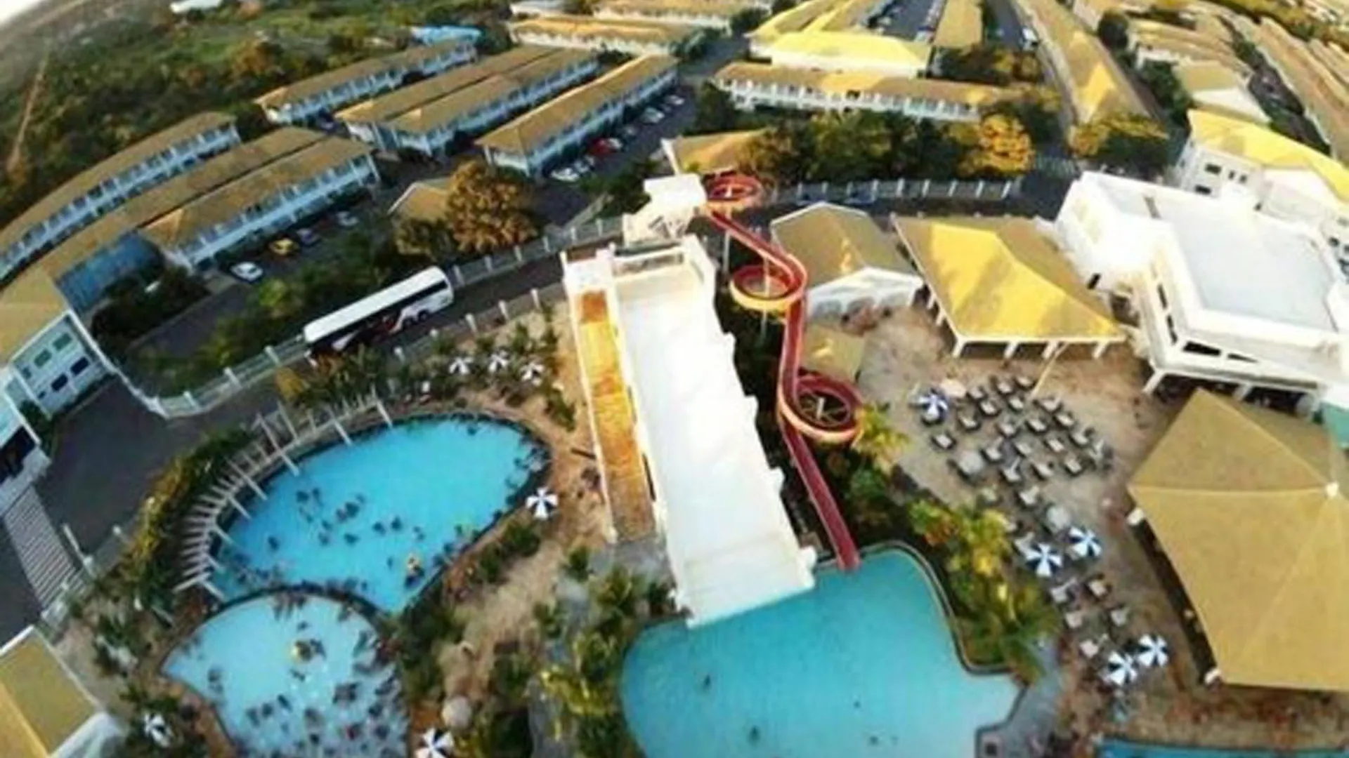 Lacqua Diroma - Servico De Hotelaria Caldas Novas Hotel